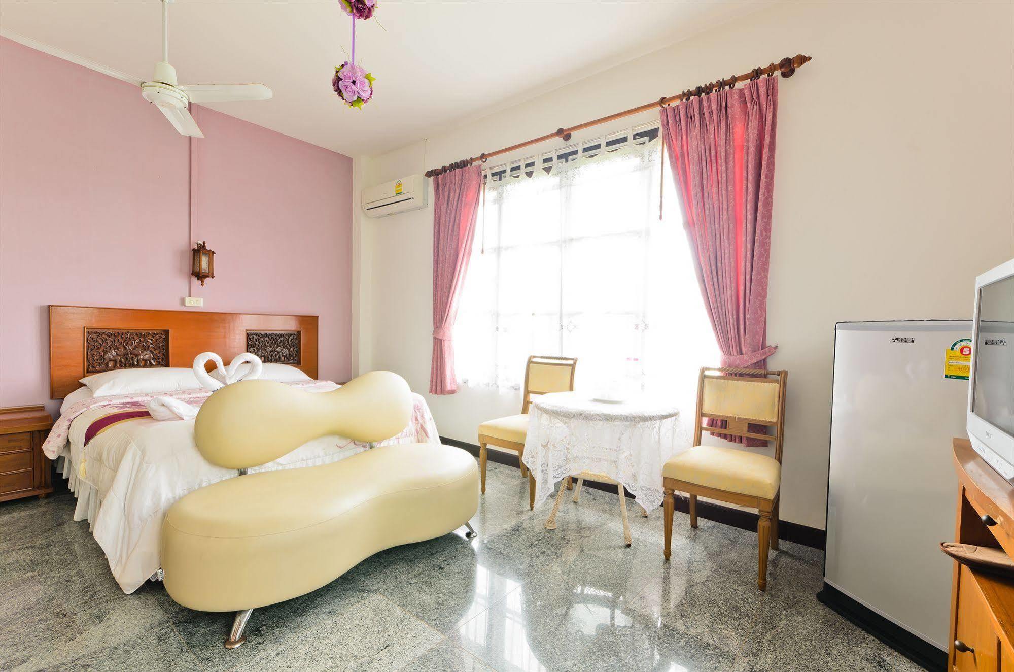 Sananwan Beach B&B Bang Saphan Noi Dış mekan fotoğraf
