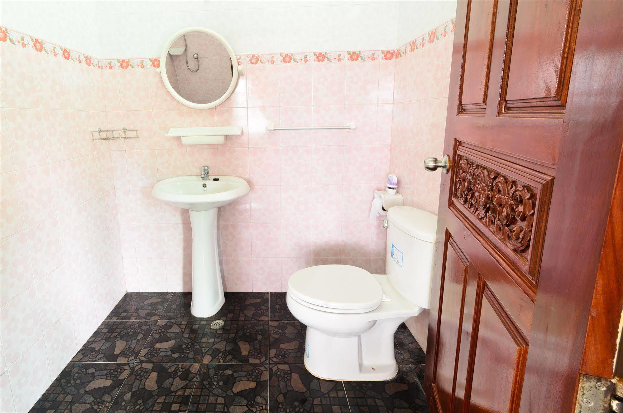 Sananwan Beach B&B Bang Saphan Noi Dış mekan fotoğraf
